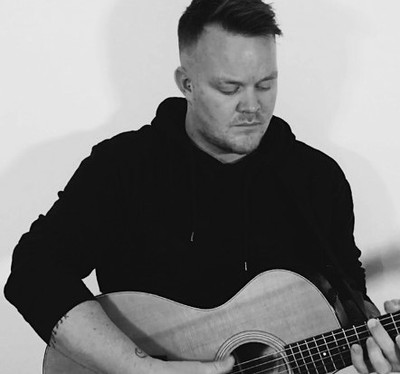 Book live music for your Valentine's Day