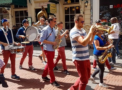 De Warmoesstraat swingt dankzij het Red Light Jazz Festival