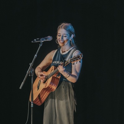 Eefje, Pop, Nederpop, Akoestisch soloartist