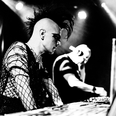 SWART, Alternatief, 80s, Gothic dj